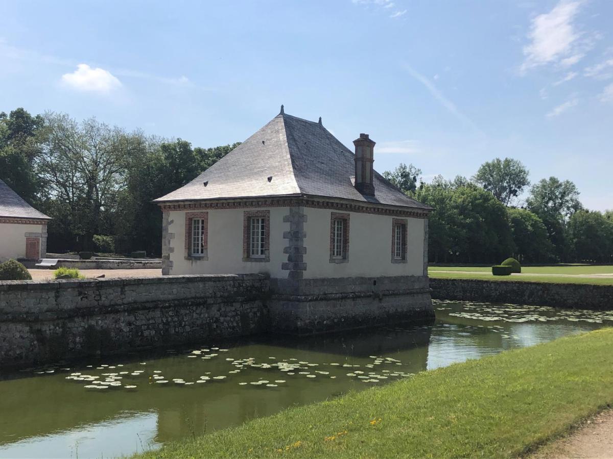 Chateau-Hotel De Bourron Zewnętrze zdjęcie